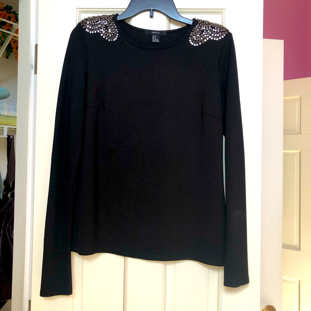 NWOT Beaded Embellished Shoulder Long Sleeve Top